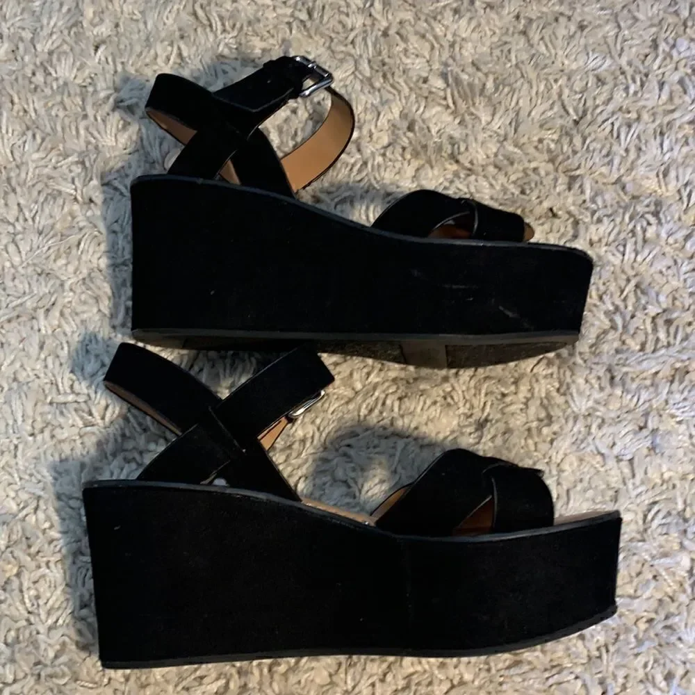 Franco Sarto GUC black suede like open toe platform sandals Size 6